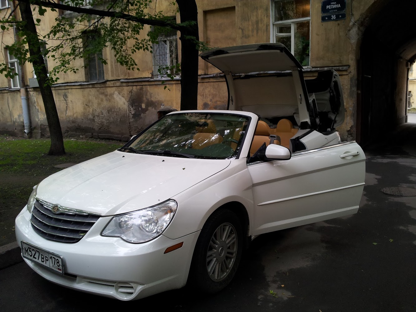 Прокат кабриолета Chrysler Sebring | Лимузины в Санкт-Петербурге